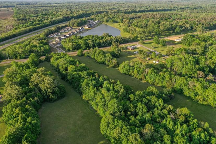 13.88 +/- Acres Hwy 182 East