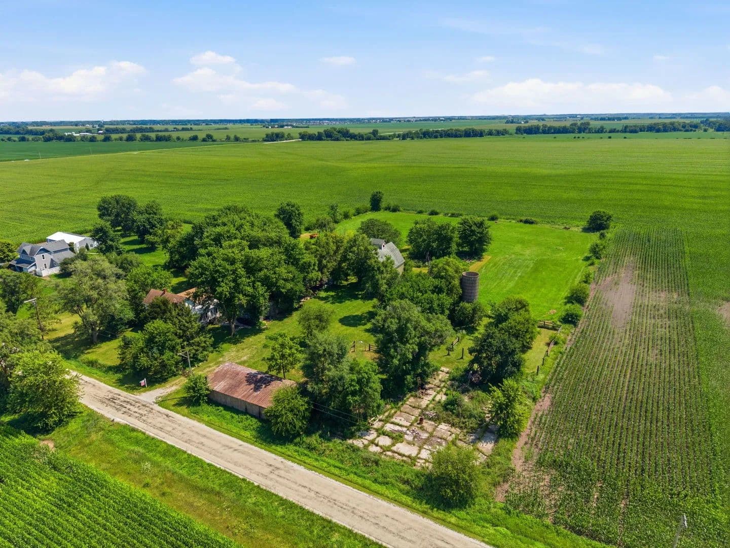 4.99 Acres of Land for Sale in Manteno, IL - Manteno, Illinois, 60950