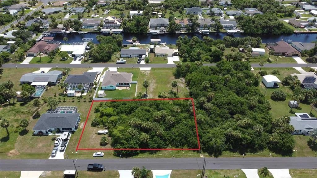 Vacant Land in Port Charlotte - Port Charlotte, Florida, 33948