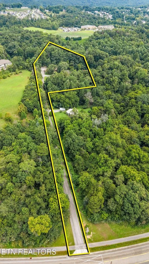 3.77 Acres of Land for Sale in Knoxville, TN - Knoxville, Tennessee, 37932
