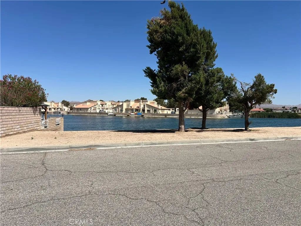 7625 Acres of Land for Sale in Helendale, CA - Helendale, California, 92342