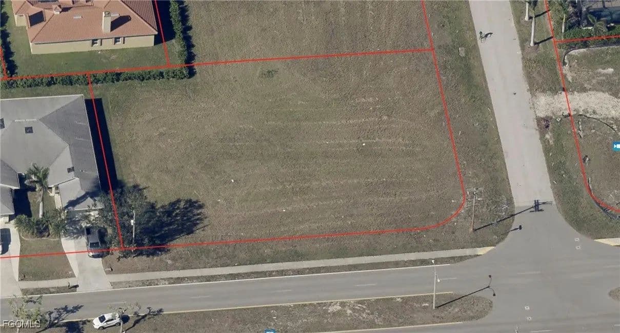 Lots & Land-Other in Cape Coral - Cape Coral, Florida, 33914