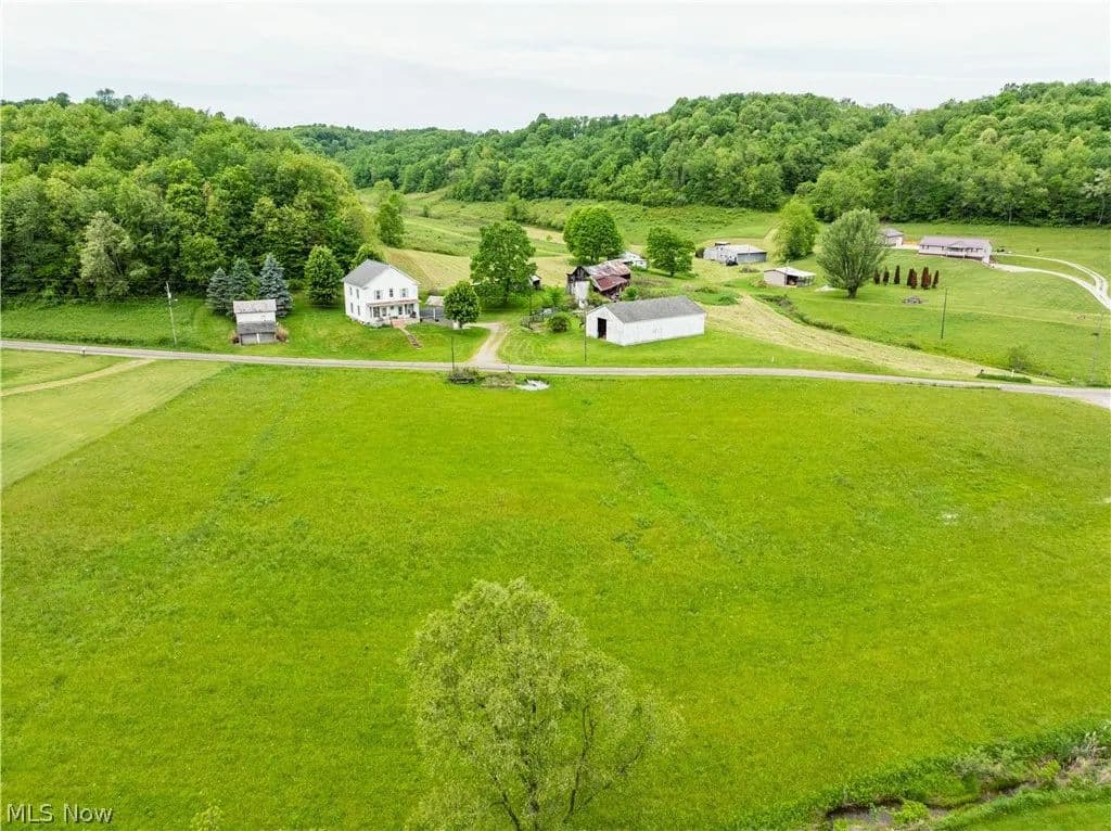 Property from Barkley Road - KW - Uhrichsville, Ohio, 44683