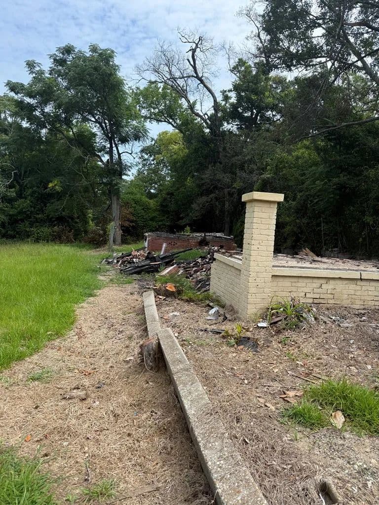 Property from 517 24th Street - KW