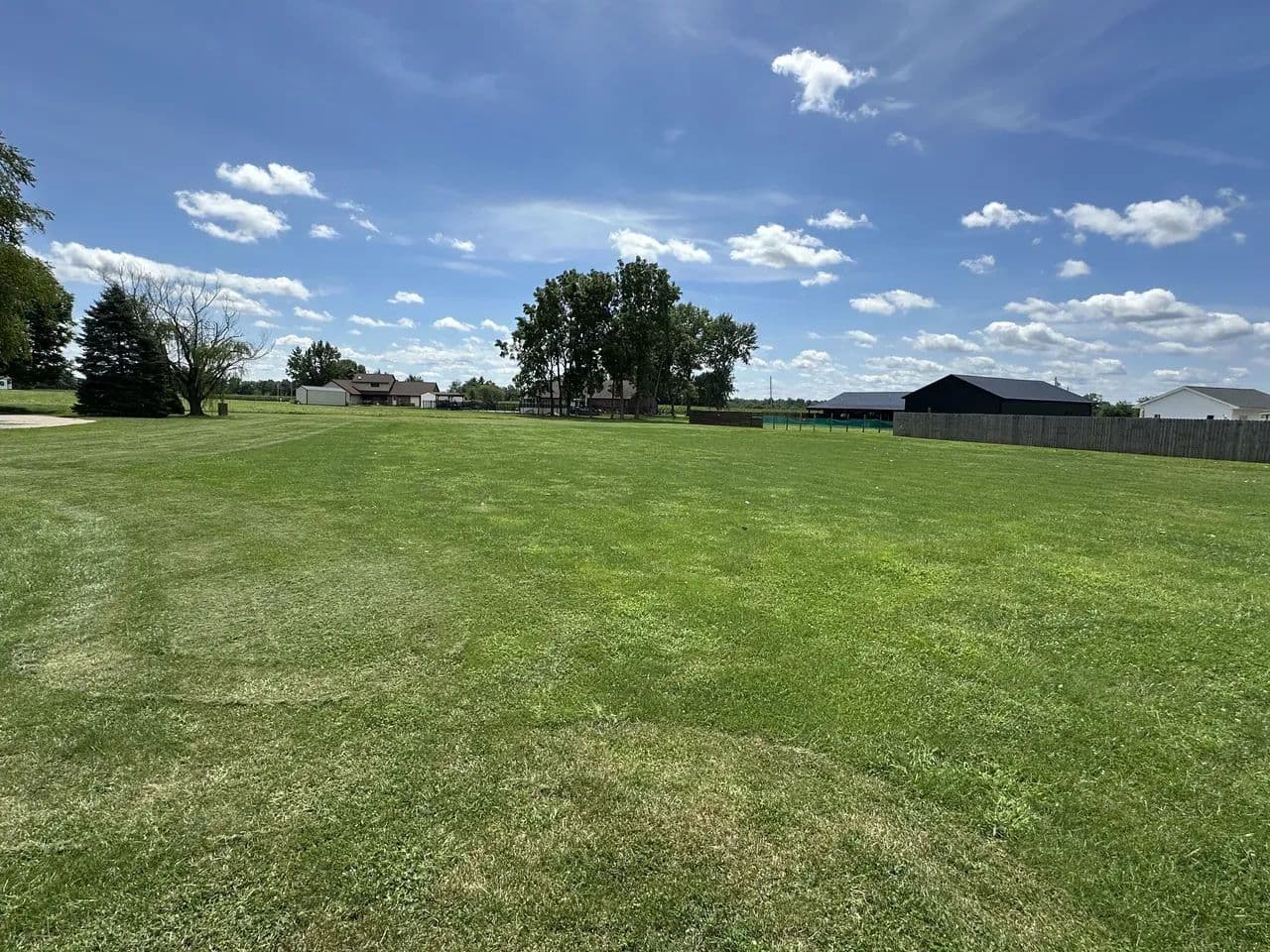 17 Golf Lane - Clinton, Indiana, 47842