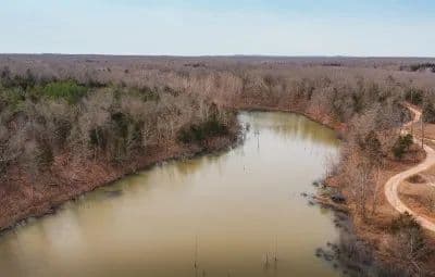 Rainbow Springs Lake in Mineral Point, Missouri - photo 2