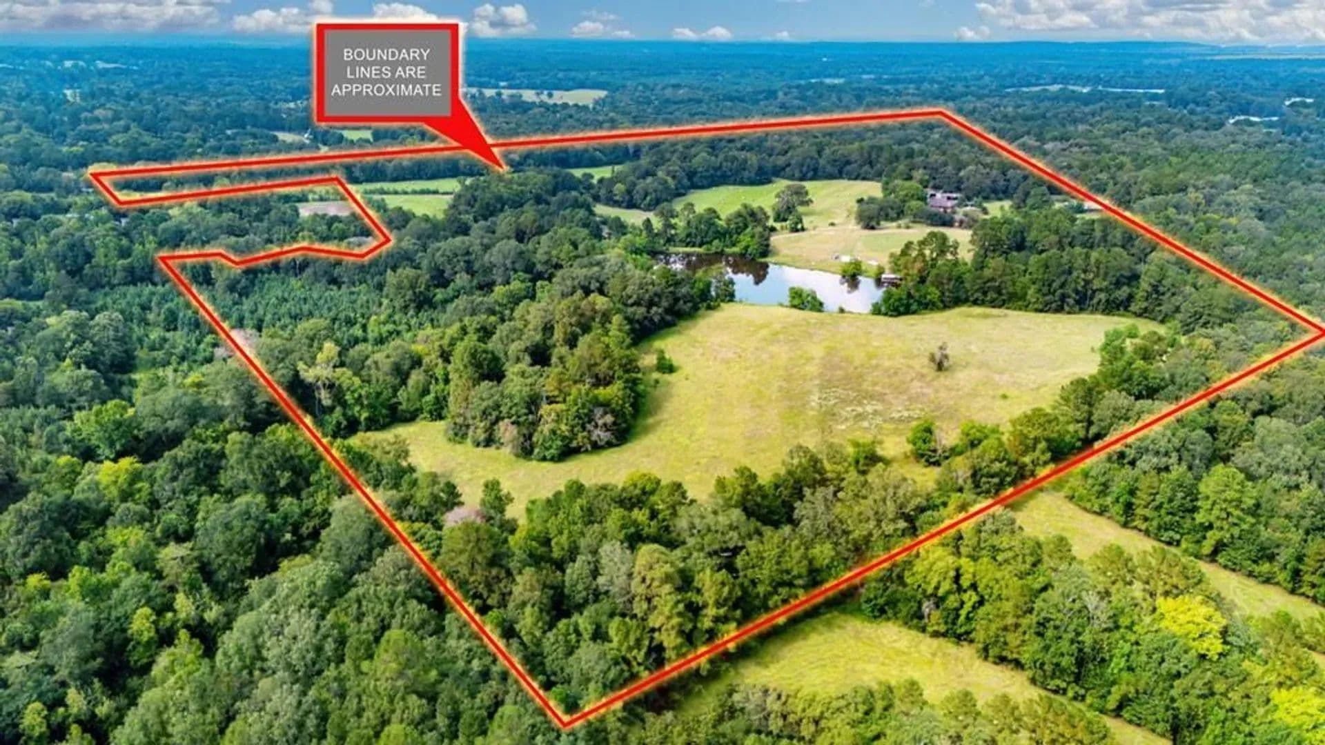 89.92 Acres of Land for Sale in Huntington, TX - Huntington, Texas, 75949