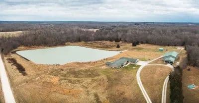 Lake Robinson Estate