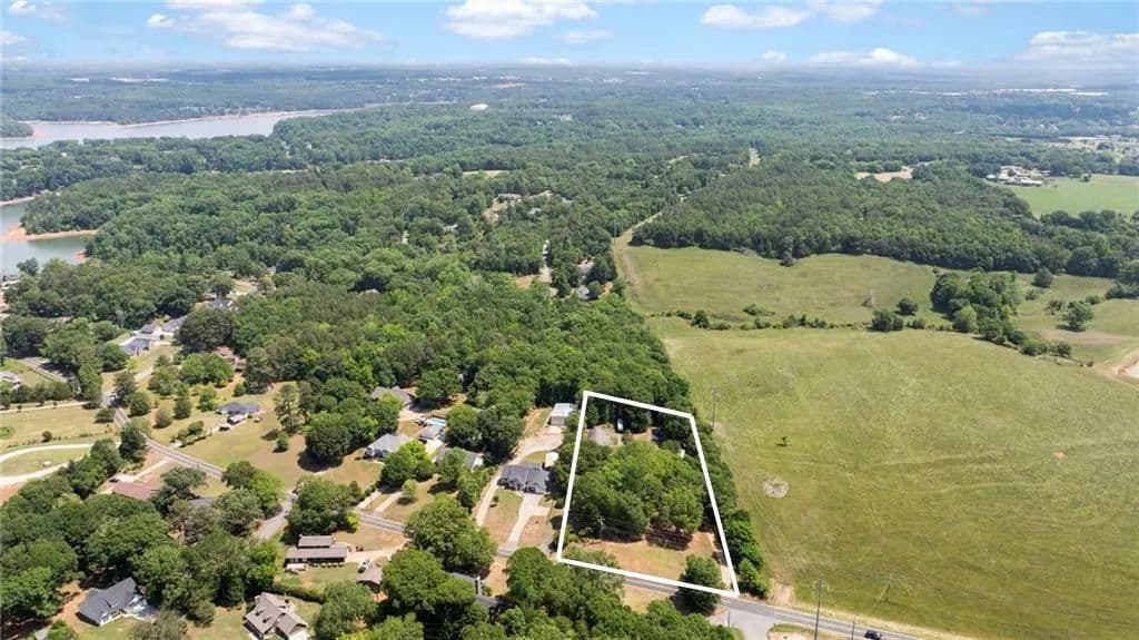 1.01 Acres of Land for Sale in Anderson, SC - Anderson, South Carolina, 29625