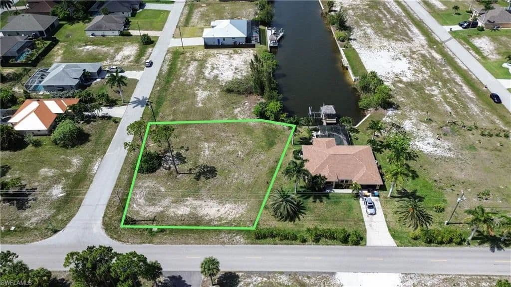 0.37 Acres of Land for Sale in CAPE CORAL, FL - Cape Coral, Florida, 33993