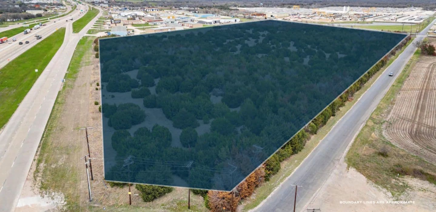 Vacant Land (10+ Acres) in Elm Mott - Elm Mott, Texas, 76640