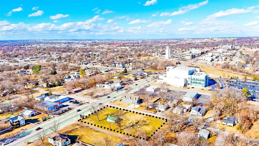 Property from 905 S Main Street - KW