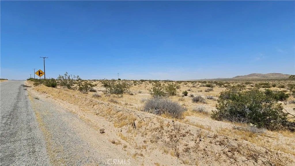 Lots & Land-Other in Helendale - Helendale, California, 92342
