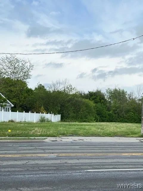 Vacant Land in Niagara - Niagara, New York, 14304