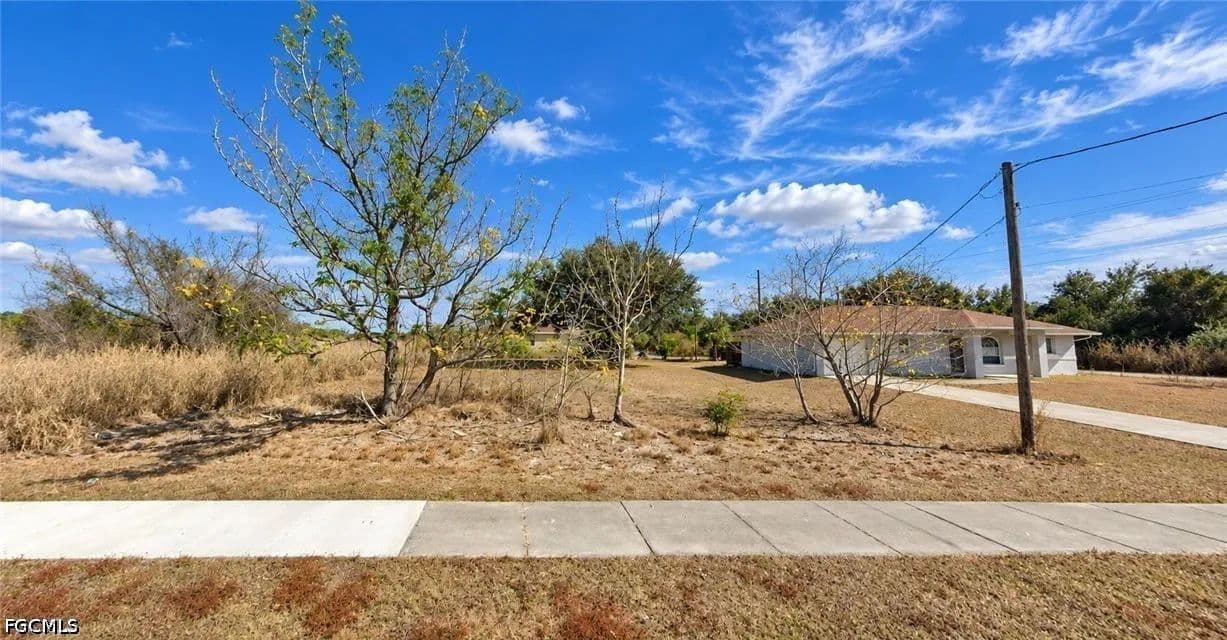 0.14 Acres of Land for Sale in Alva, FL - Alva, Florida, 33920