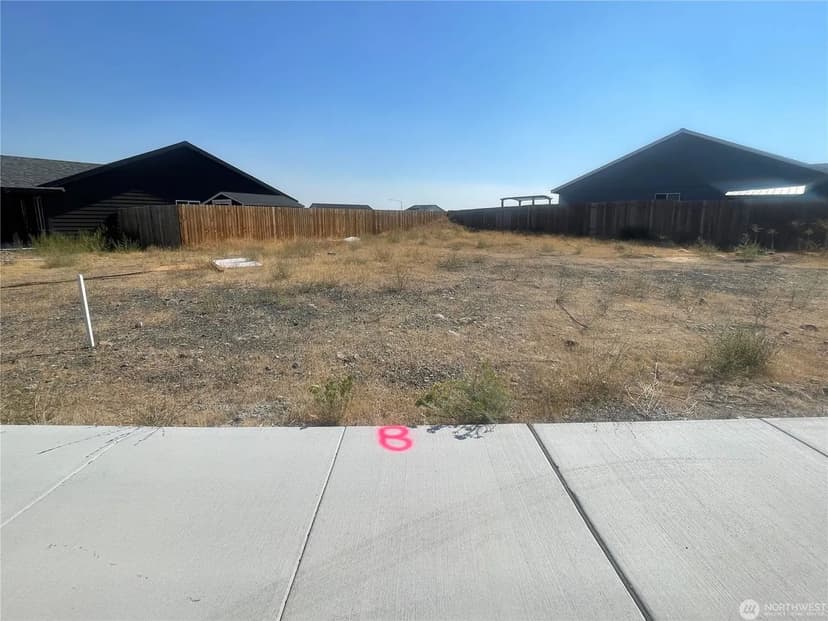 Land -Single Family Acreage in Ephrata