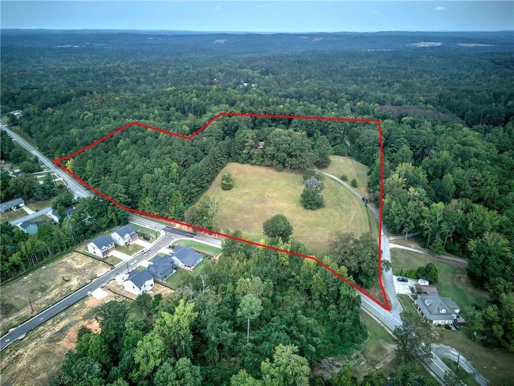 13.5 Acres of Land for Sale in Dallas, GA - Dallas, Georgia, 30132