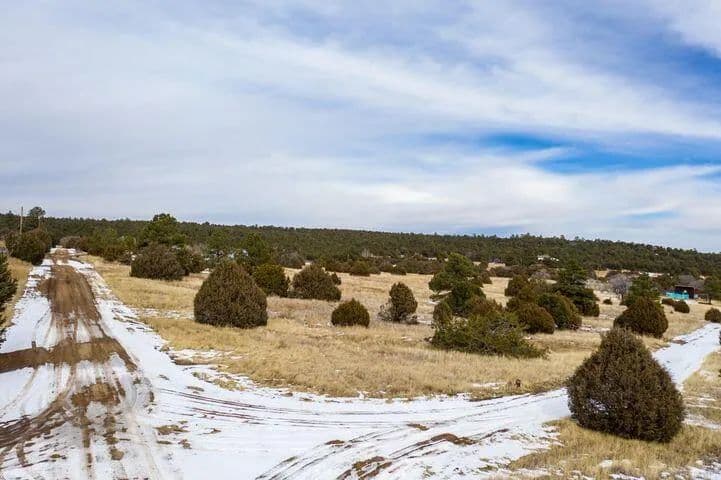 Property from 38 APPLE RANCH Road - KW