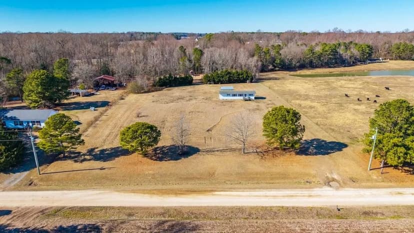 4.24 Acres with Mobile Home & Expansion Potential in Lenoir County, NC!