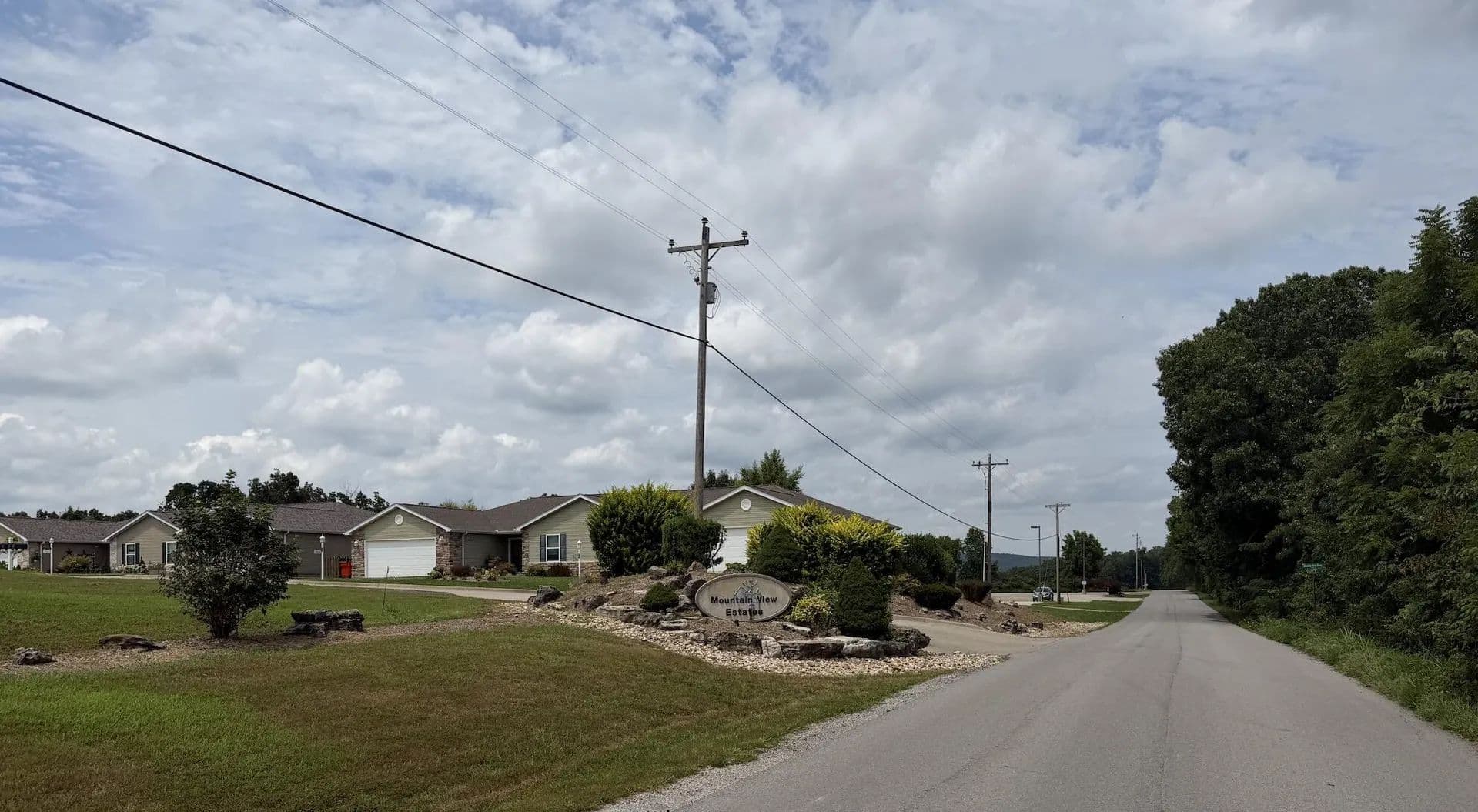 0.01 Acres of Land for Sale in Shell Knob, MO - Shell Knob, Missouri, 65747