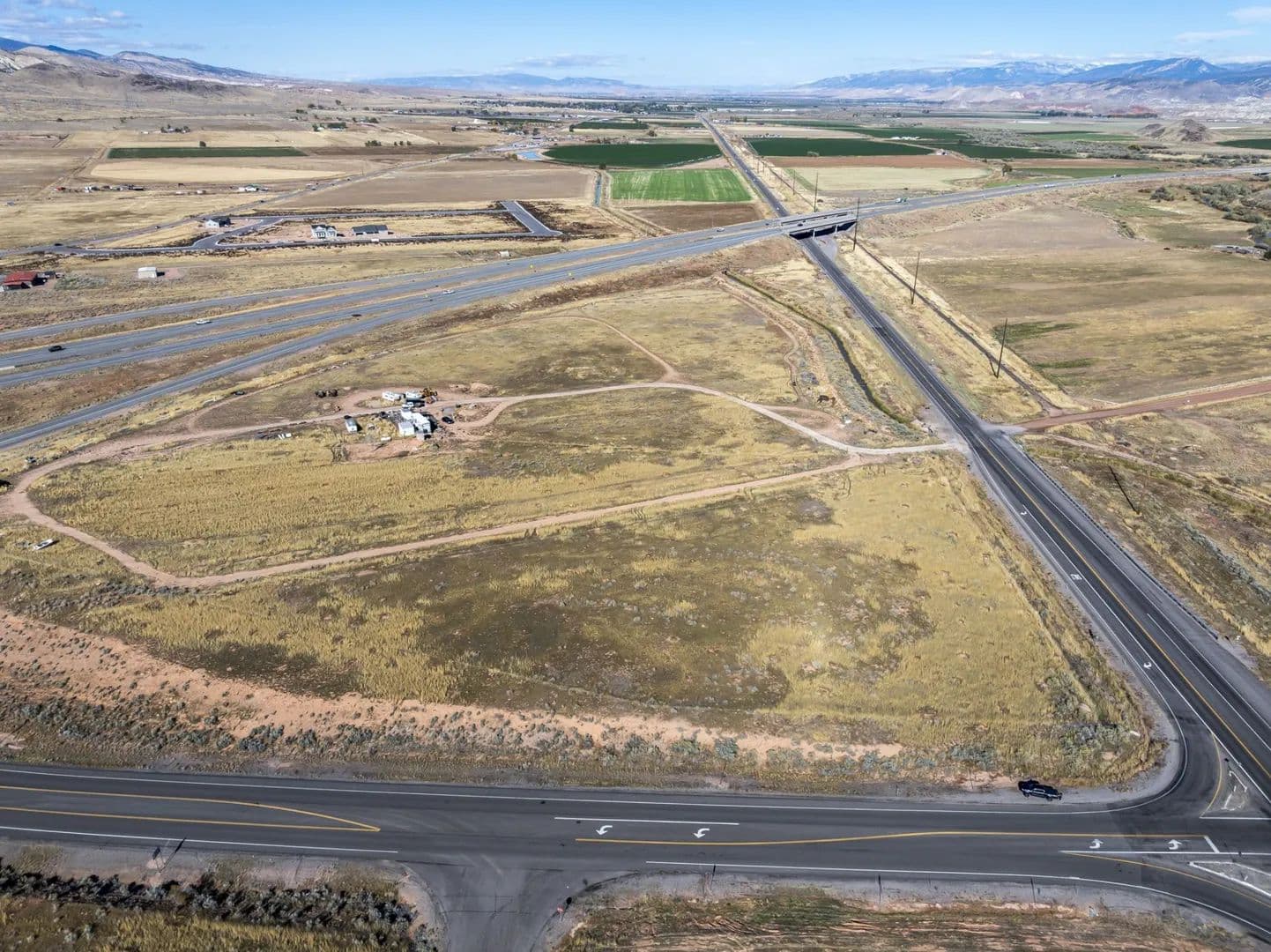 Land -Retail in Sigurd - Sigurd, Utah, 84657