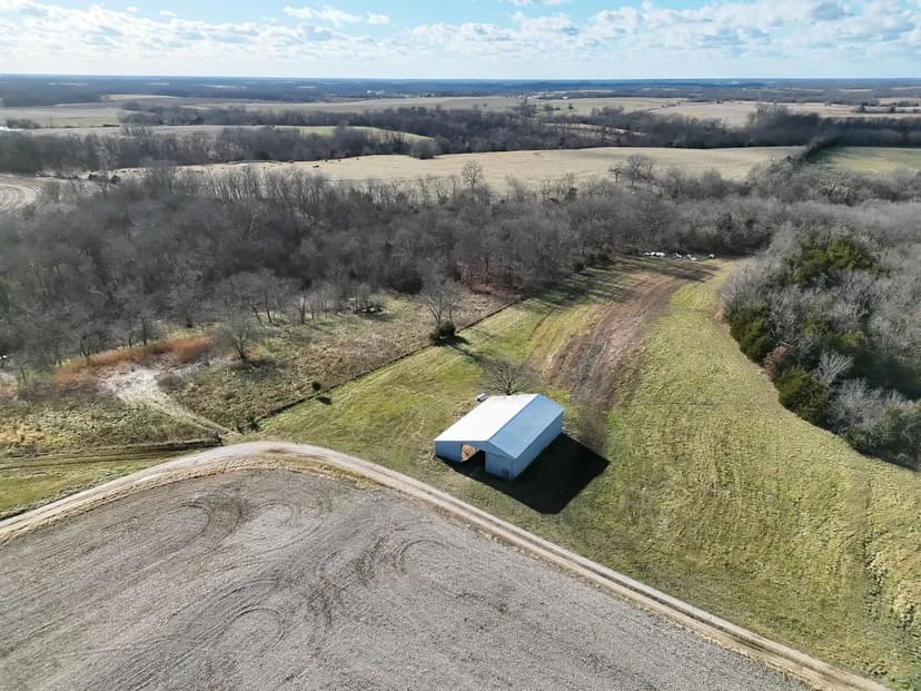 16±-Acre Farm with Great Hunting & a Potential Build Site – Cooper County