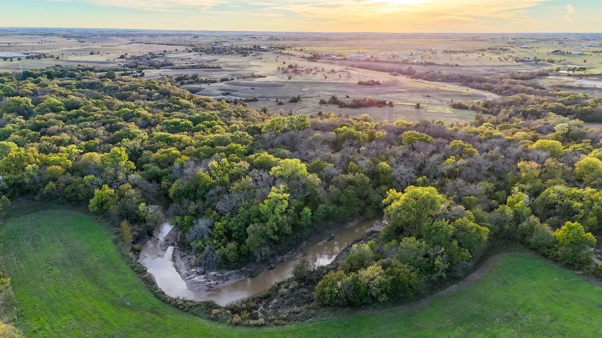 290.42 Acres of Land for Sale in Ponder, TX - Ponder, Texas, 76259