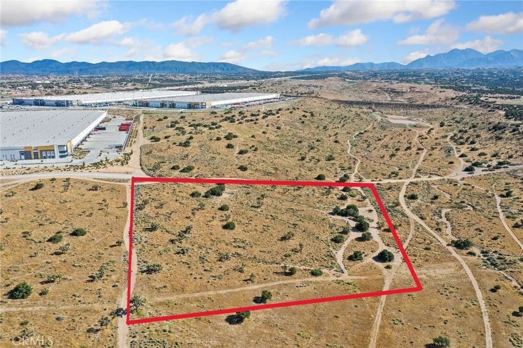 Vacant Land in Oak Hills - Oak Hills, California, 92344