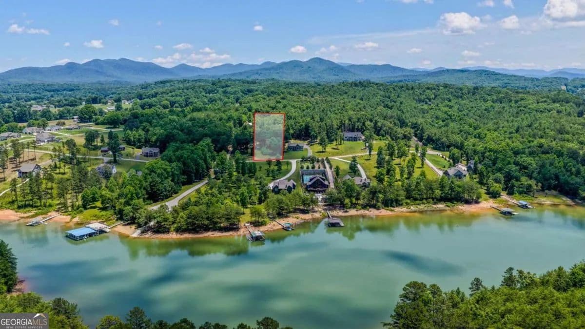 1.72 Acres of Land for Sale in Blairsville, GA - Blairsville, Georgia, 30512