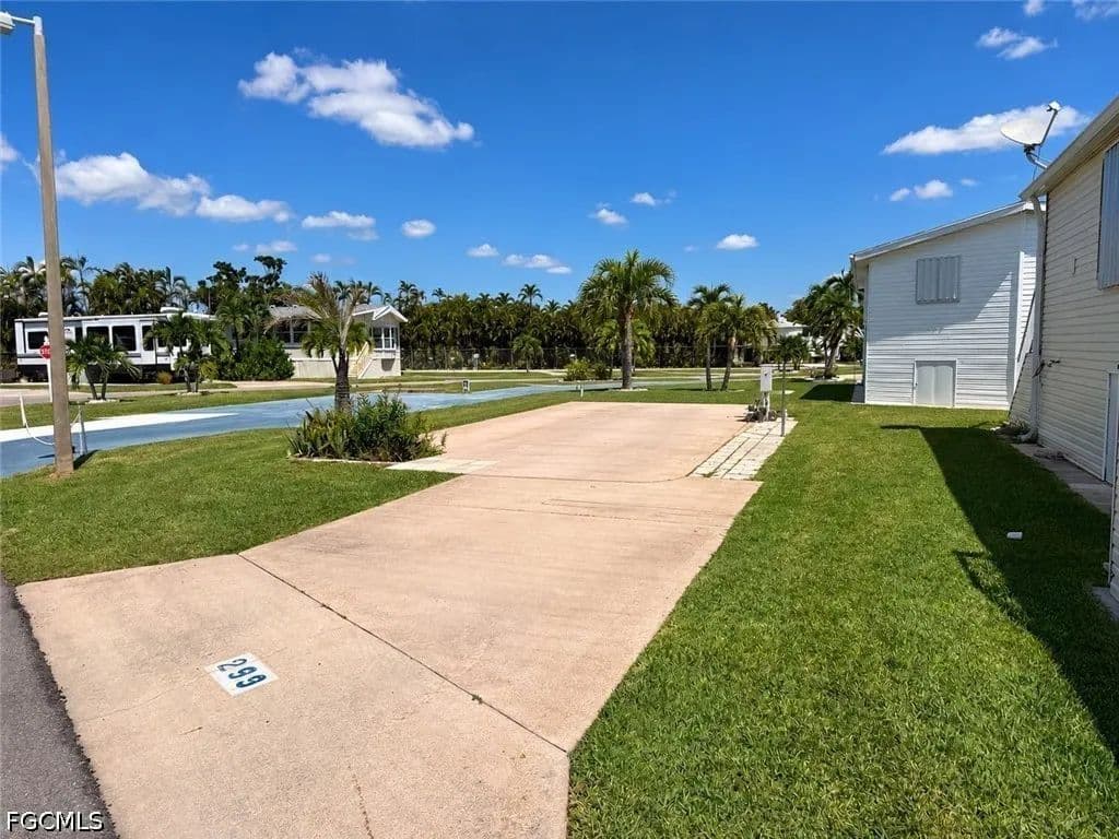 0.04 Acres of Land for Sale in Fort Myers, FL - Fort Myers, Florida, 33908