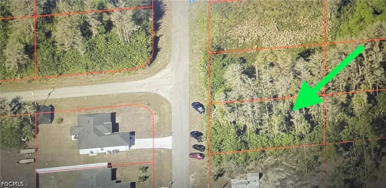 Vacant Land in Lehigh Acres - Lehigh Acres, Florida, 33971