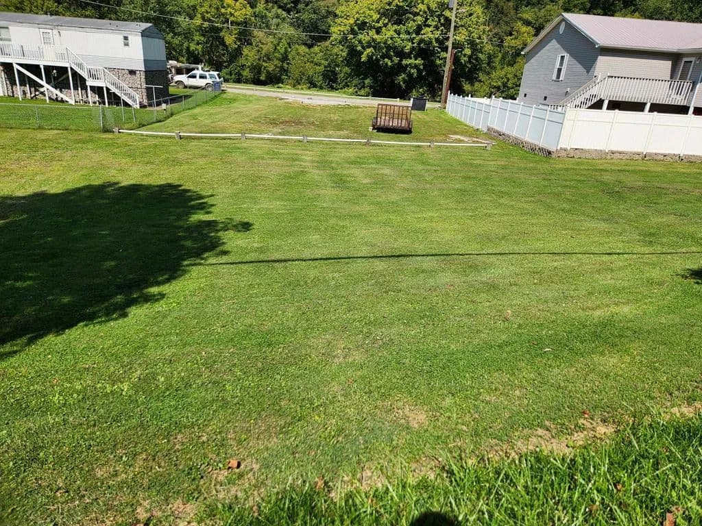 Lots & Land-Other in Freeburn - Freeburn, Kentucky, 41528