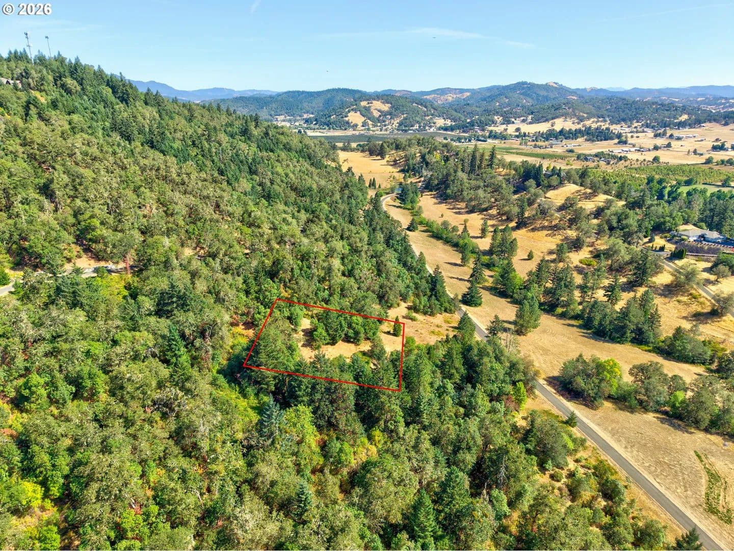 1.01 Acres of Land for Sale in Roseburg, OR - Roseburg, Oregon, 97471