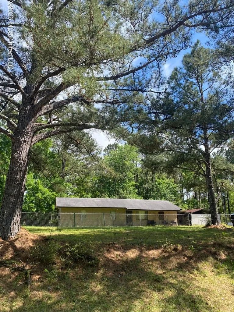 New Hebron Retreat:  3 BR Home on 2 Acres in Lawrence County