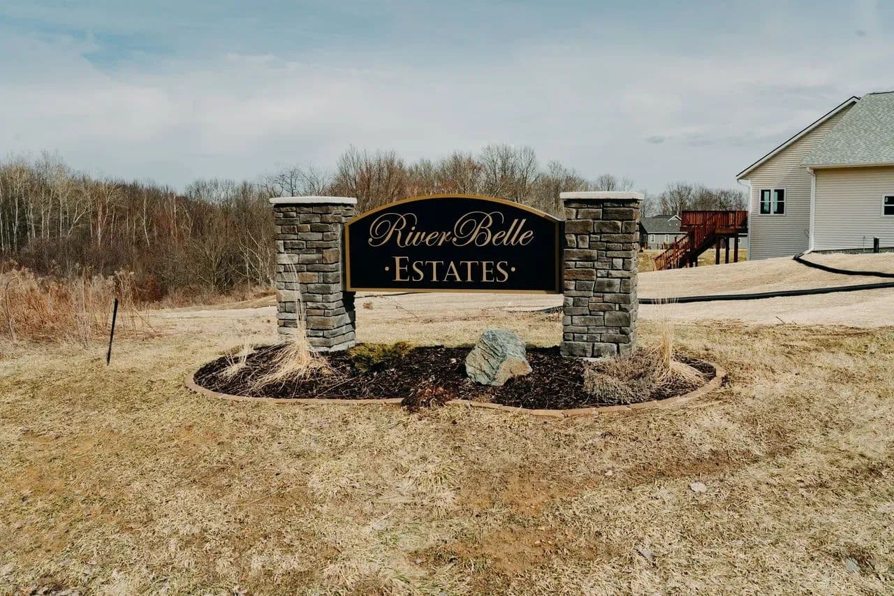 Gorgeous 2.2 acre lot just minutes from Lake Wissota! - Chippewa Falls, Wisconsin, 54729