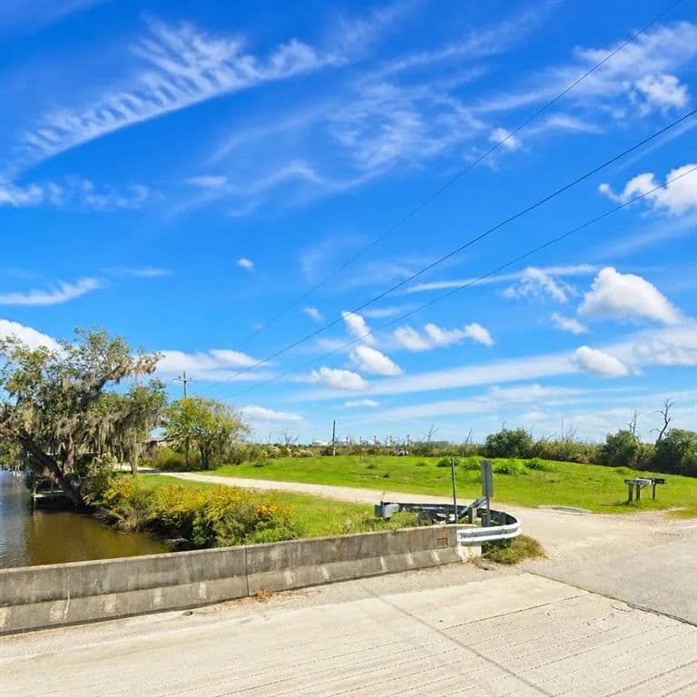 0.54 Acres of Land for Sale in Port Sulphur, Louisiana - Port Sulphur, Louisiana, 70083