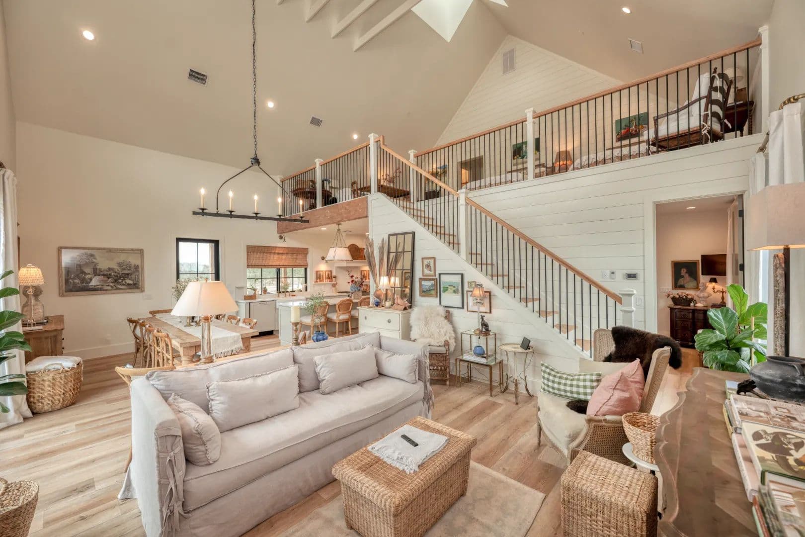HREC #5456 LITTLE ROUND TOP RANCH - Round Top, Texas, 78954