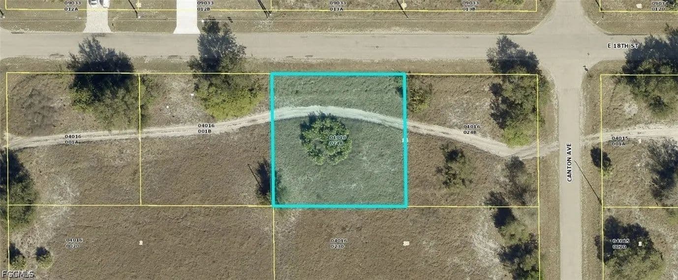 Lots & Land-Other in Lehigh Acres - Lehigh Acres, Florida, 33972