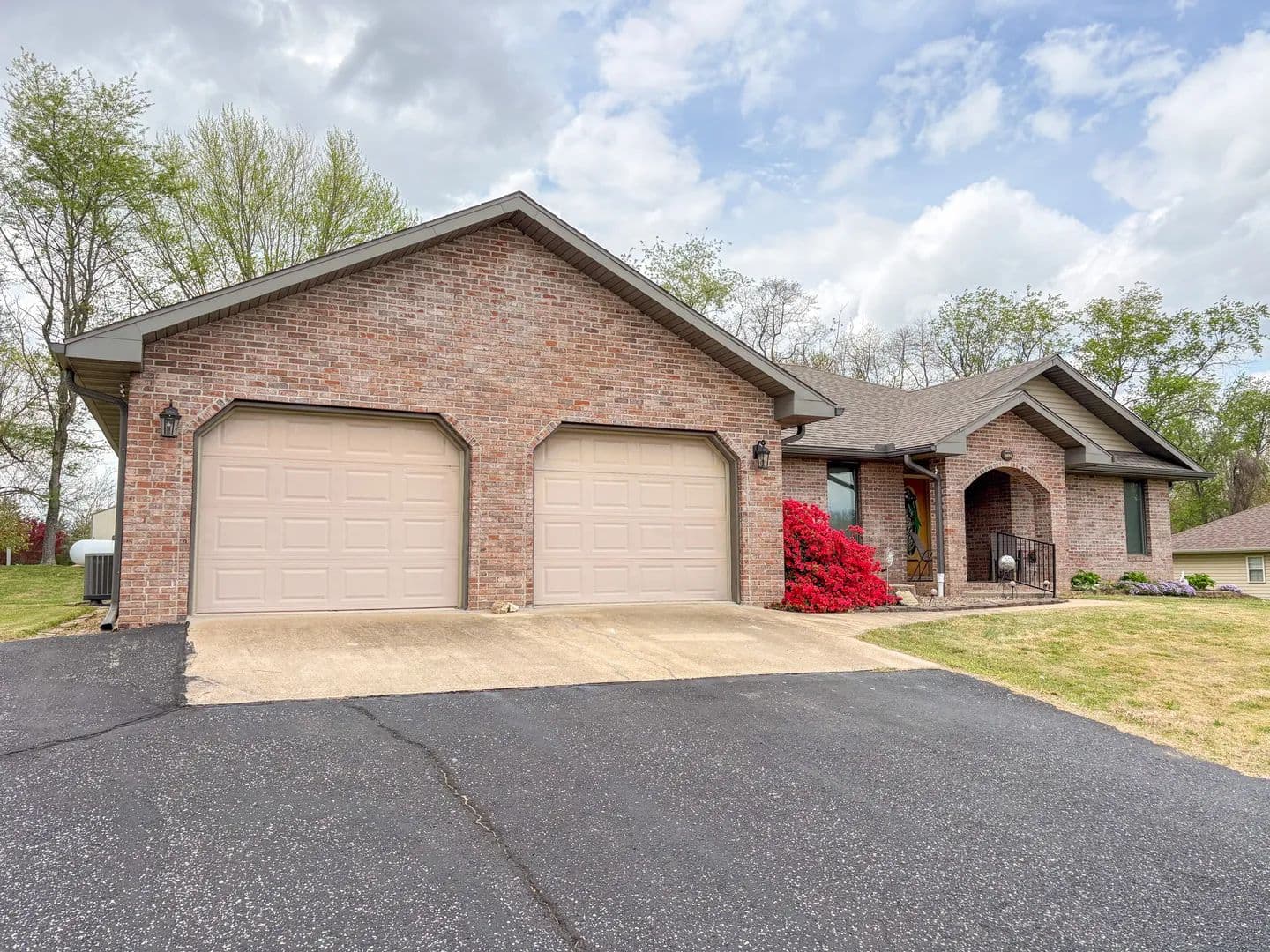 Kaitlin Drive - Mountain View, Missouri, 65548