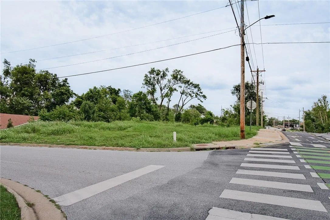 Lots & Land-Other in Bentonville - Bentonville, Arkansas, 72712