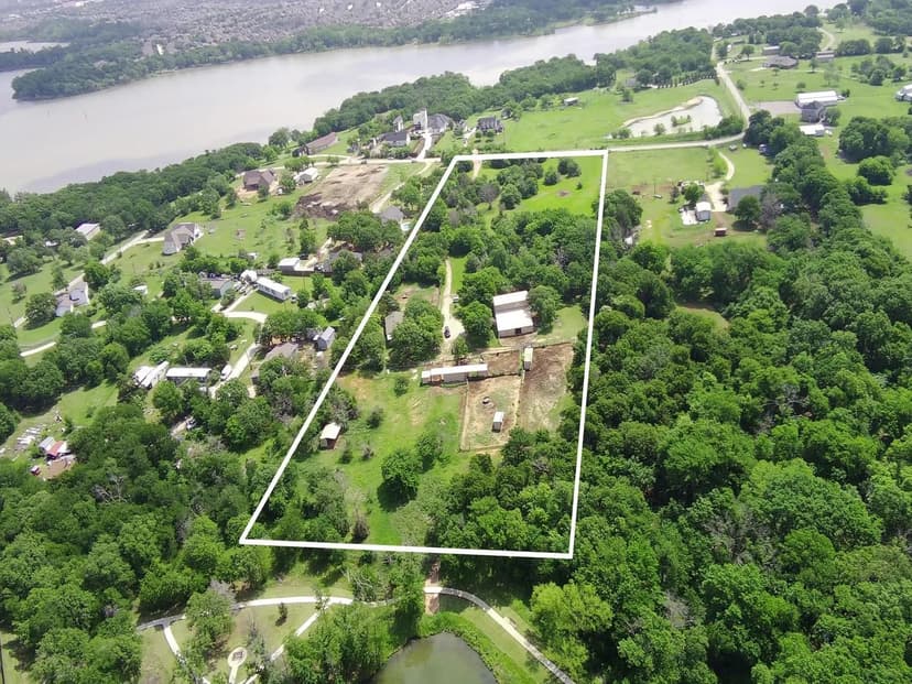 Property from 1189 Lloyds Road - KW