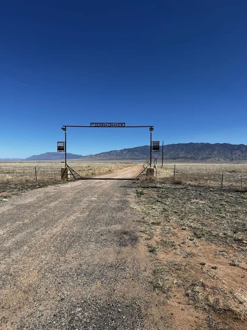Land -Single Family Acreage in Belen - land for sale