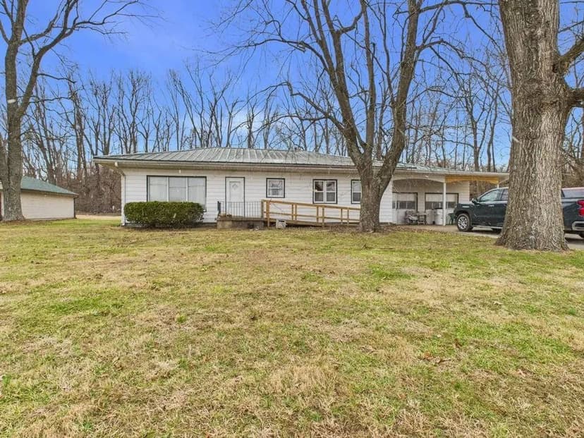 6516 E Woodsmall Drive