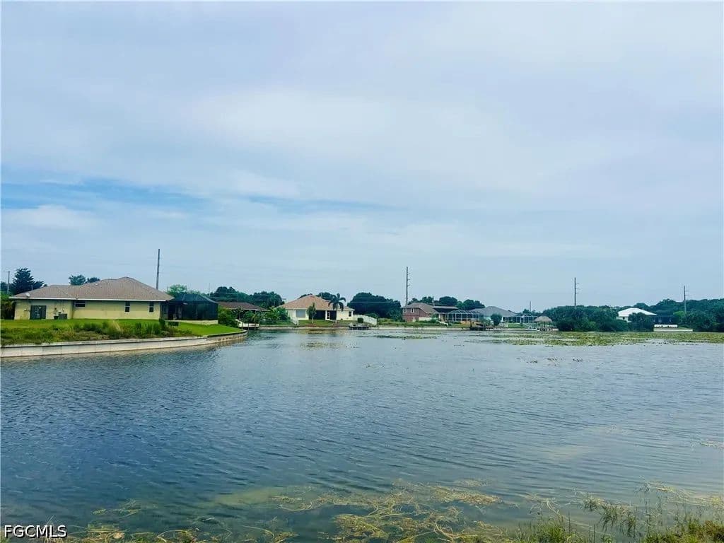 Vacant Land in Cape Coral - Cape Coral, Florida, 33909