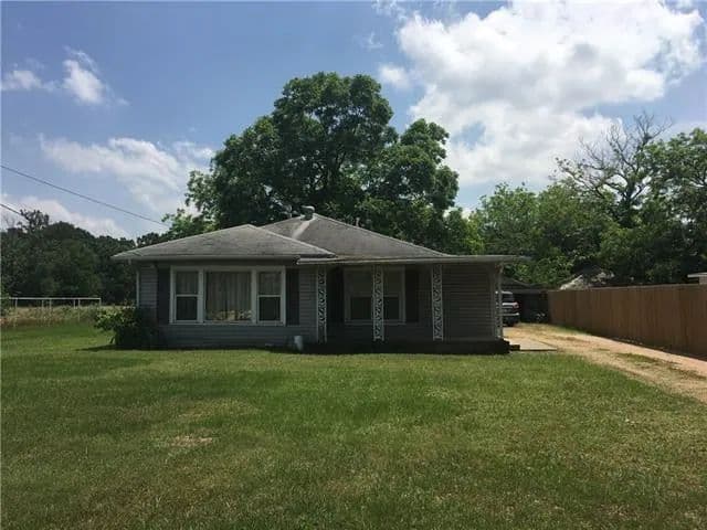 Property from 10442 Oakwood Drive - KW - Dallas, Texas, 75217