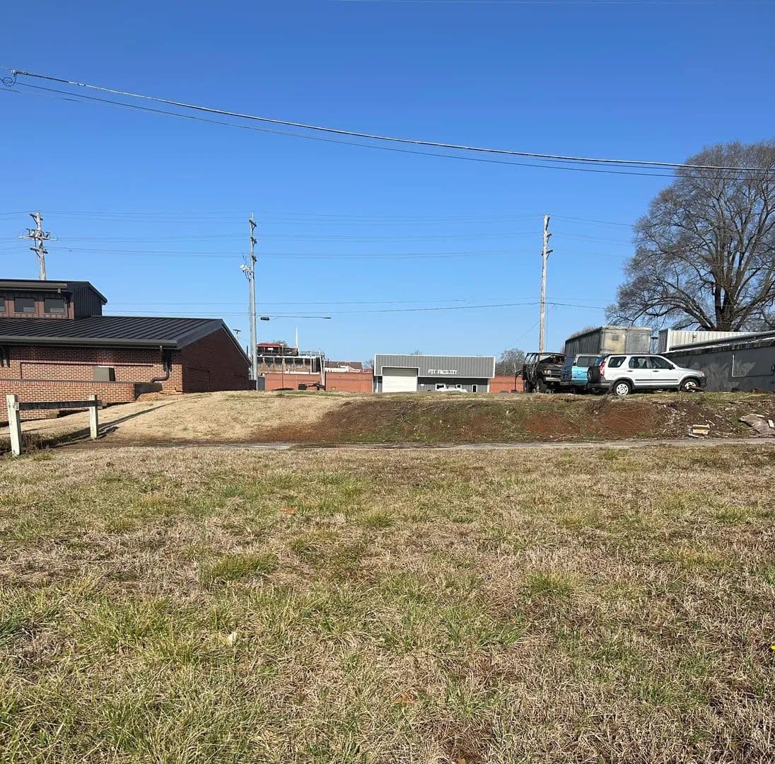 Lots & Land-Other in Florence - Florence, Alabama, 35630