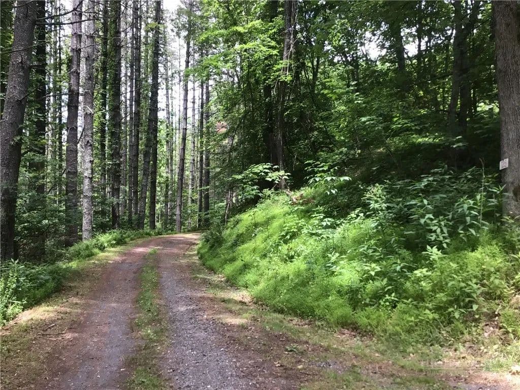 Property from 128 Hideaway - KW - Crumpler, North Carolina, 28617