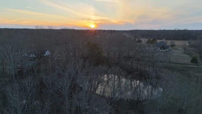 14 Ac. Lawrence County Homesite and Mini-Farm