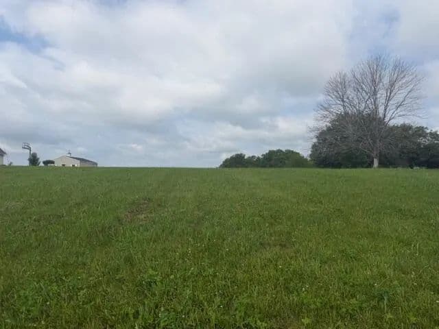 1.02 Acres of Land for Sale in Dry Ridge, Kentucky - Dry Ridge, Kentucky, 41035