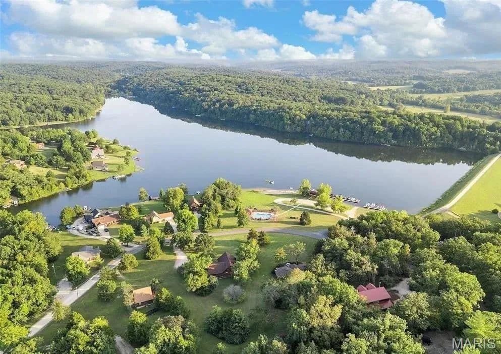 2.7 Acres of Land for Sale in Bourbon, MO - Bourbon, Missouri, 65441